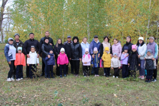 Аллея первоклассников — добрая школьная традиция